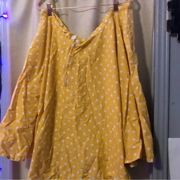 Unique Vintage Yellow Polka Dotted Skirt - Picture 3 of 6